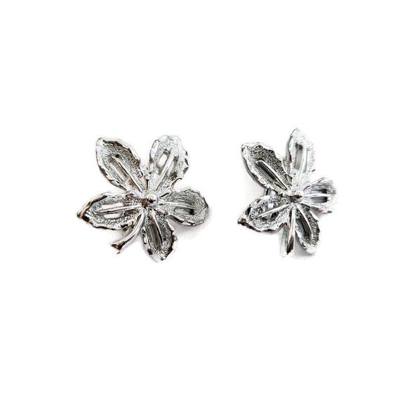 Lot of 3-Pairs of Women's Clip On Holiday Christmas Silver Tone Crystal Earrings - Picture 6 of 6
